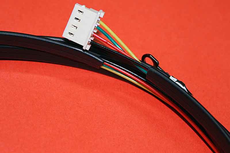 Cablaggio per telefonia con gancio antistrappo cornette molex Cablaggio per elettronica connettore Molex | Teknotel