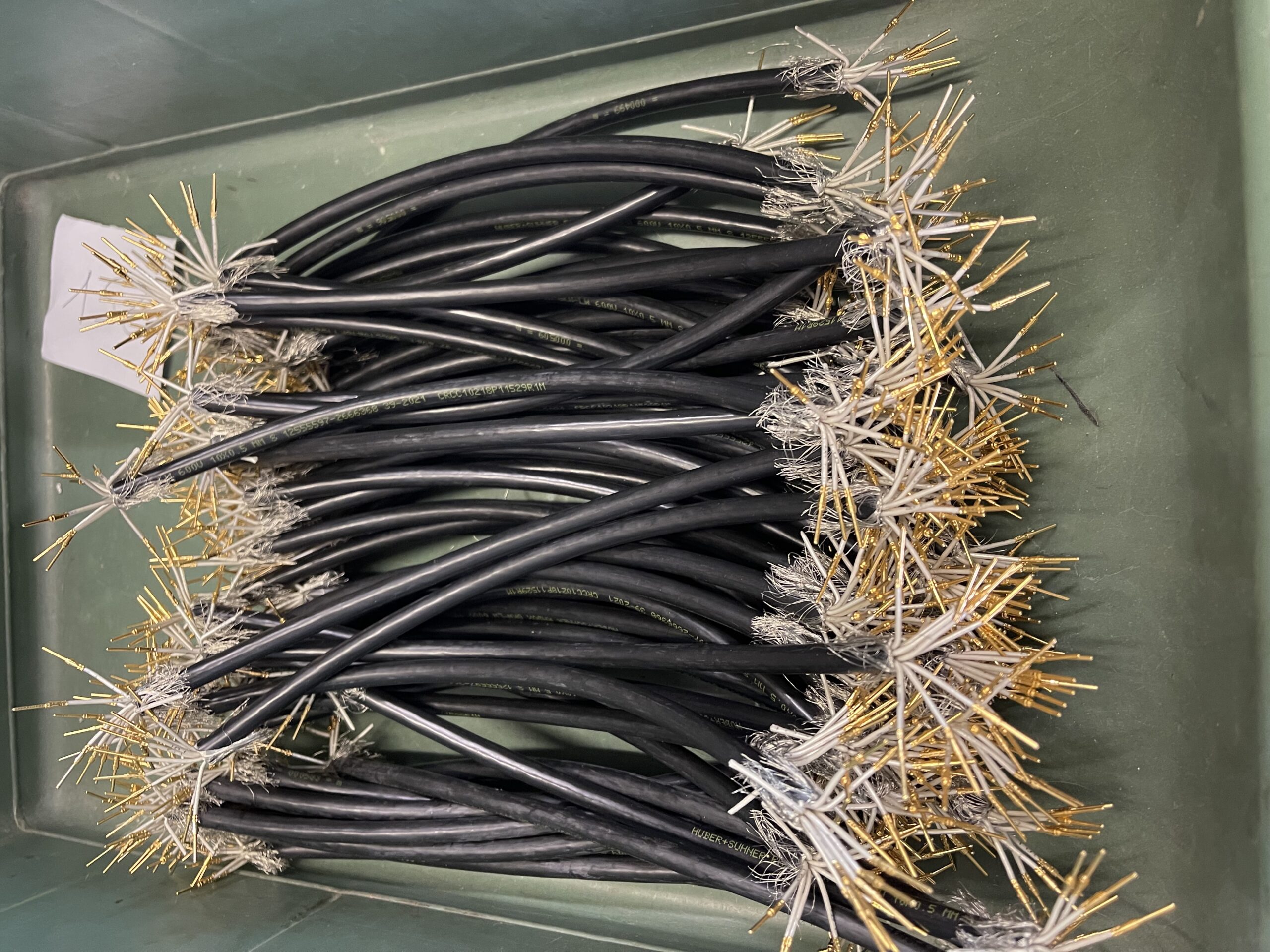 #TeknotelCablaggi #CablaggiFerroviari #CablaggiMilitari